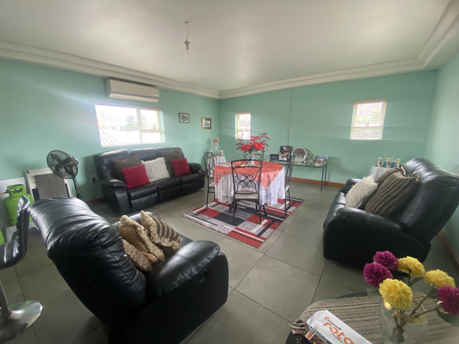 6 Bedroom Property for Sale in Mount Pleasant Western Cape